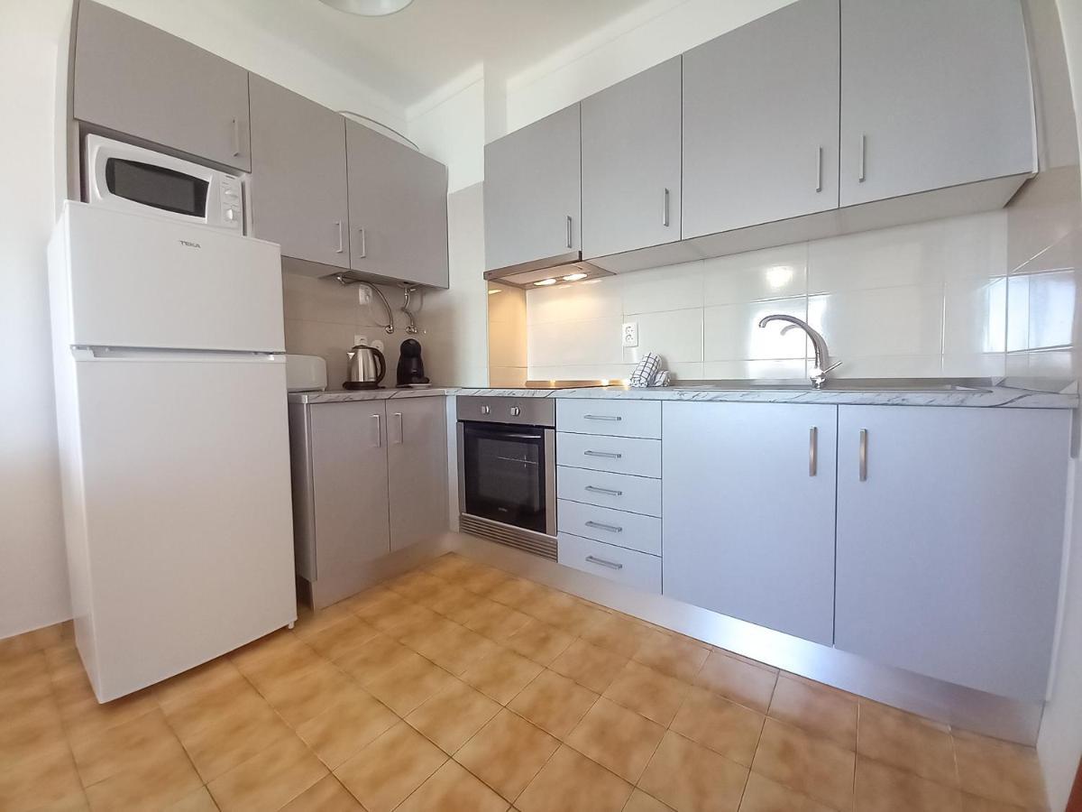 קווארטיירה Mira Atlantico 13- Terraco Com Vista Mar E Cidade, Wifi, 80Mt Praia מראה חיצוני תמונה